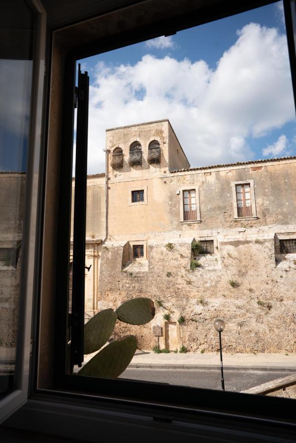 Aria Rooms And Terrace Noto Exterior photo